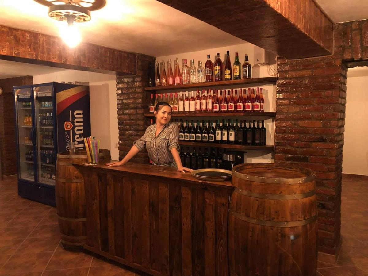 Pensiunea La Conac Bîrlad Esterno foto